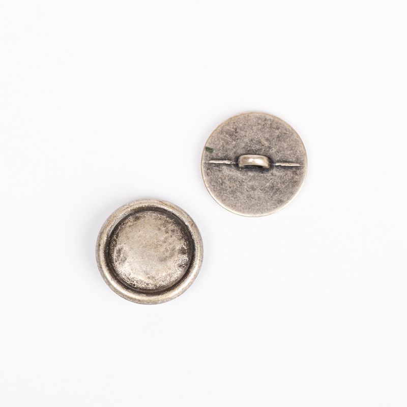 Knapp metall sølvfarfget 20 mm