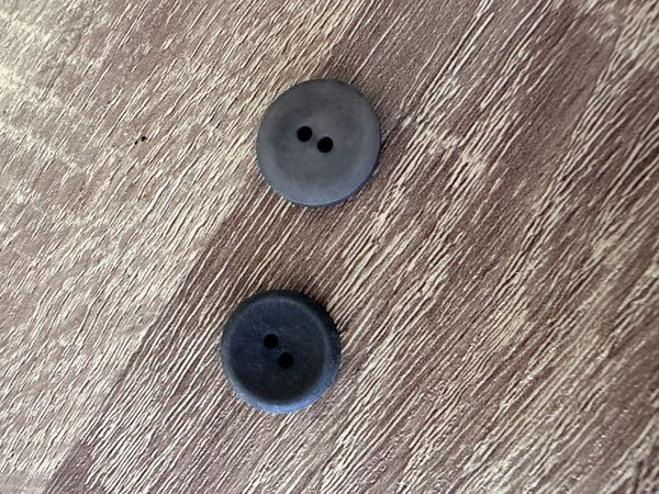 Hovedbilde Knapp Corozo Mørk Grå 1,7 cm