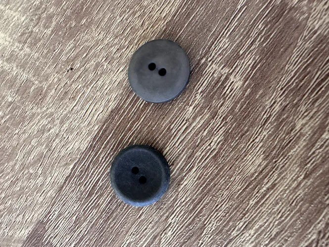 Hovedbilde Knapp Corozo Mørk Grå 1,7 cm